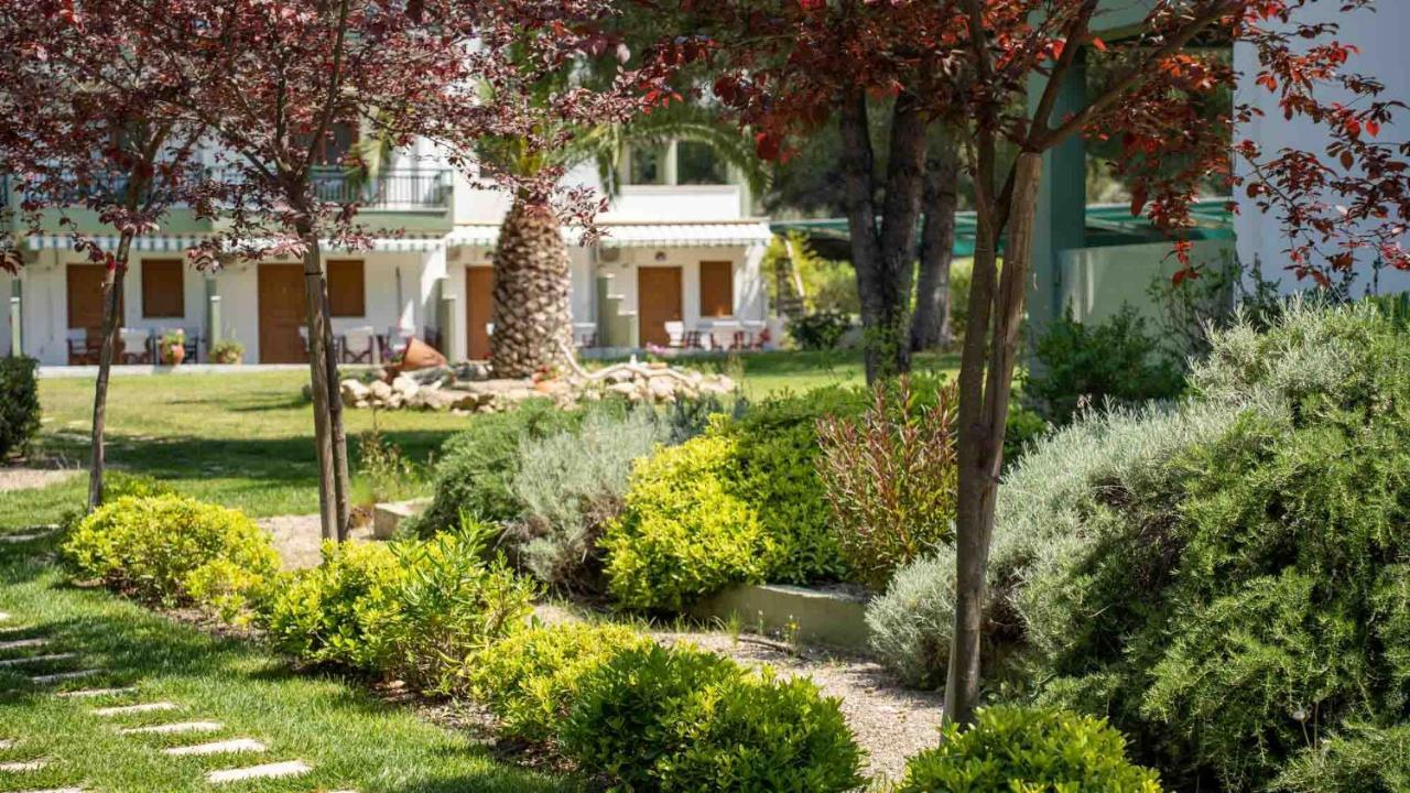 Alexandros Hotel Apartments Vourvourou Bagian luar foto