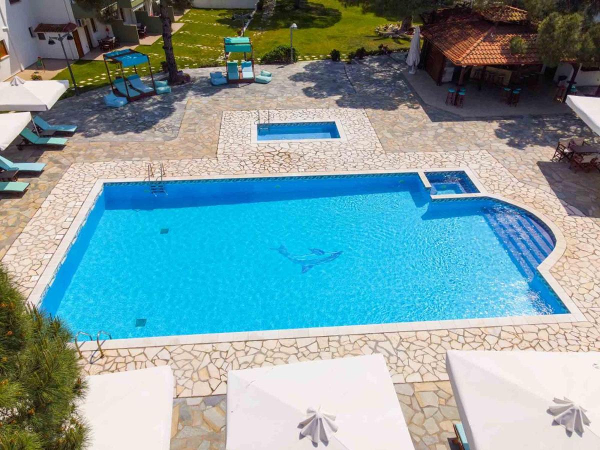 Alexandros Hotel Apartments Vourvourou Bagian luar foto