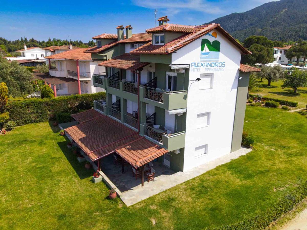 Alexandros Hotel Apartments Vourvourou Bagian luar foto