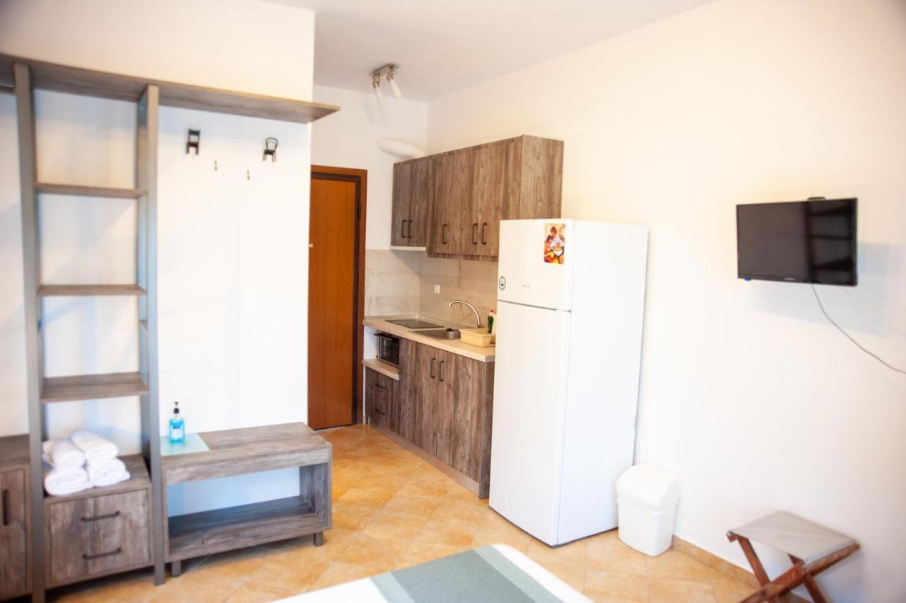 Alexandros Hotel Apartments Vourvourou Bagian luar foto