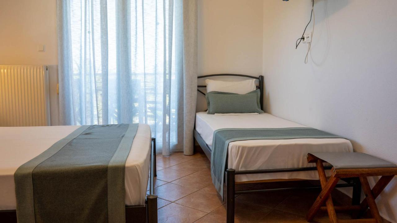 Alexandros Hotel Apartments Vourvourou Bagian luar foto