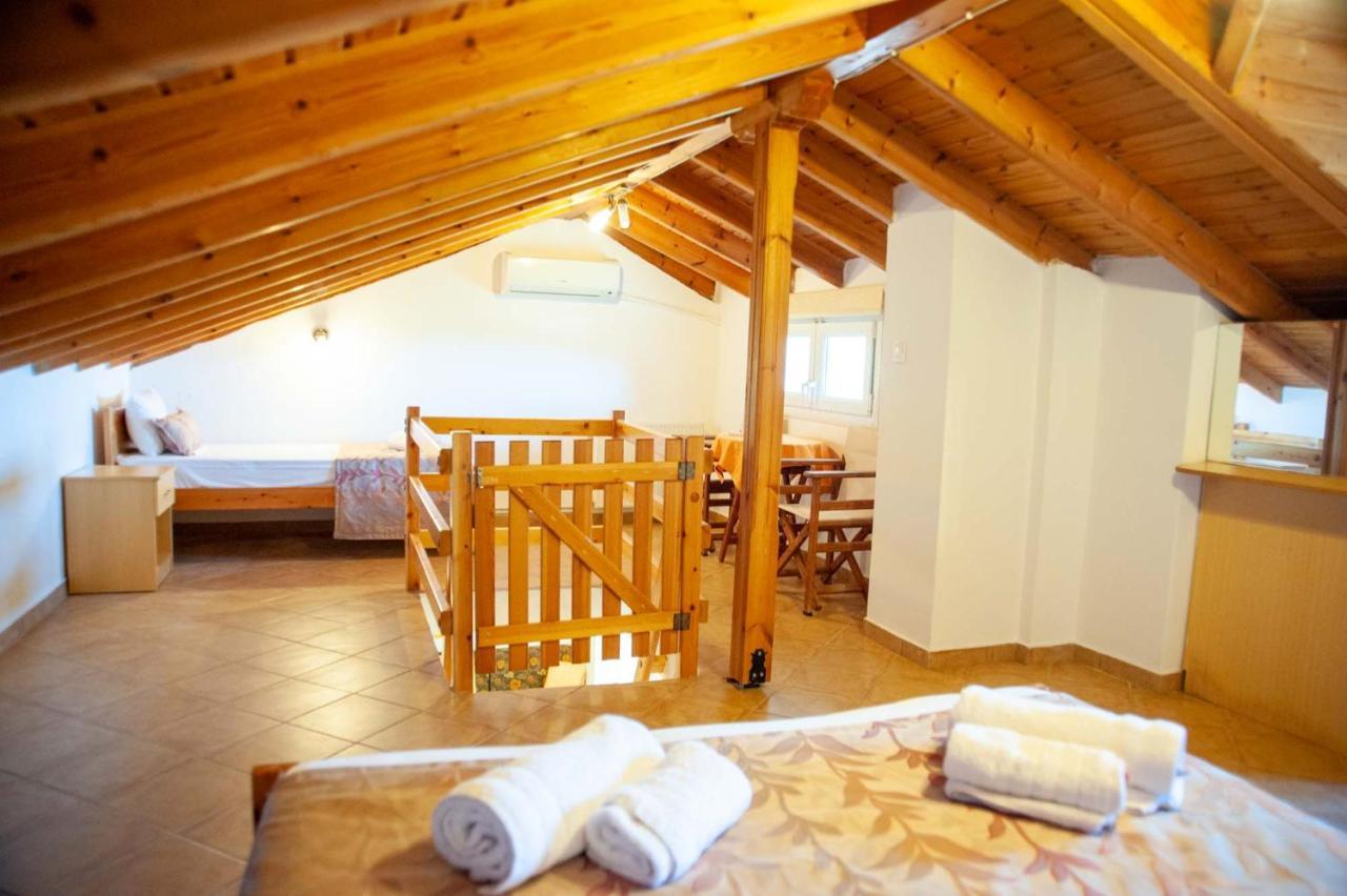 Alexandros Hotel Apartments Vourvourou Bagian luar foto