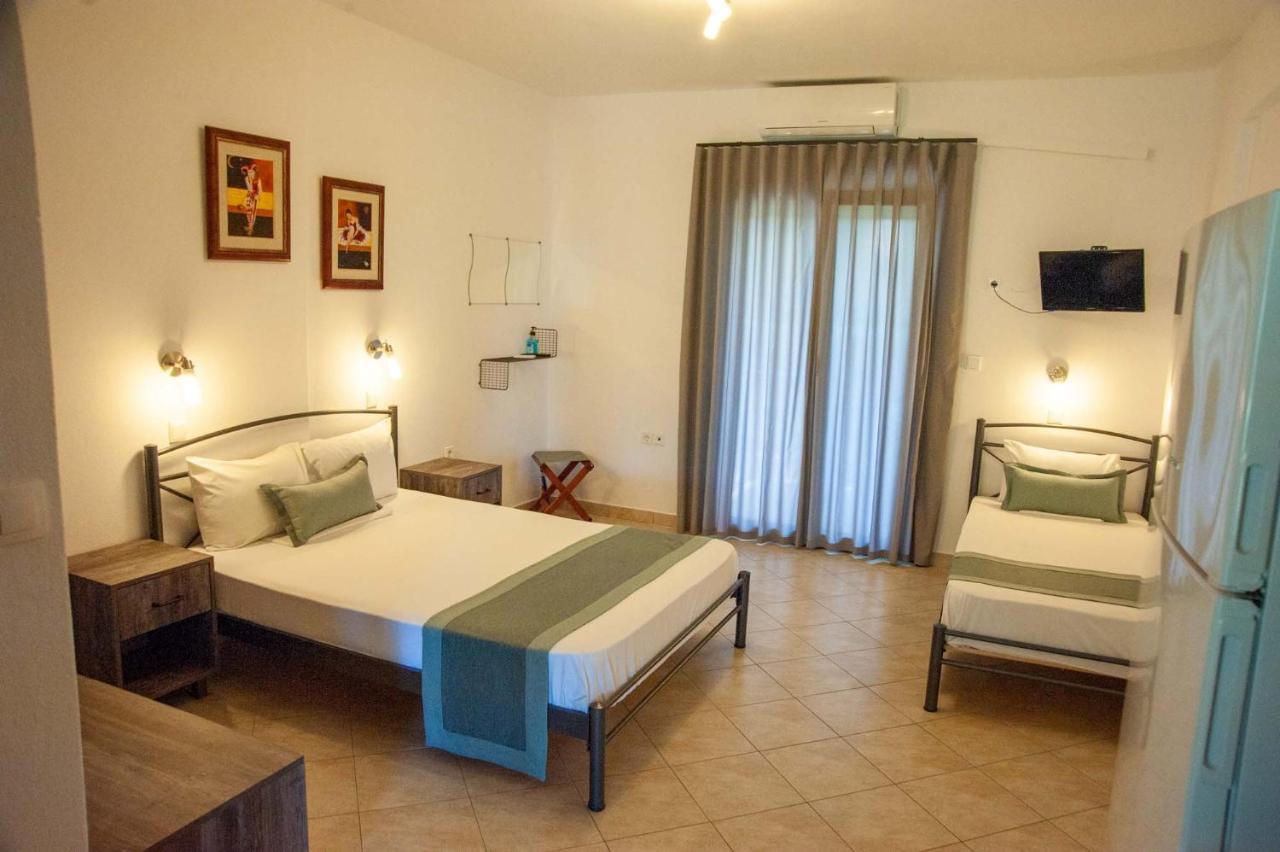 Alexandros Hotel Apartments Vourvourou Bagian luar foto