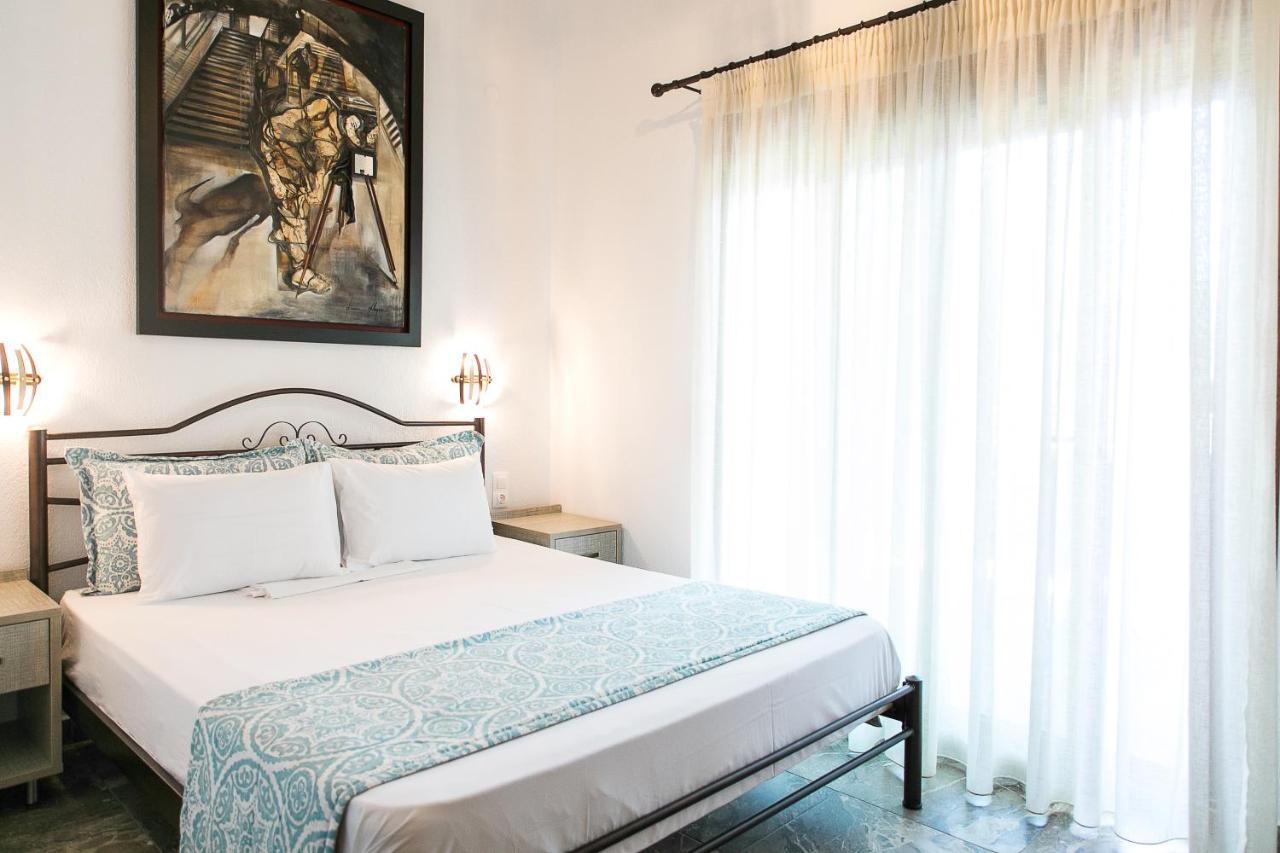 Alexandros Hotel Apartments Vourvourou Bagian luar foto