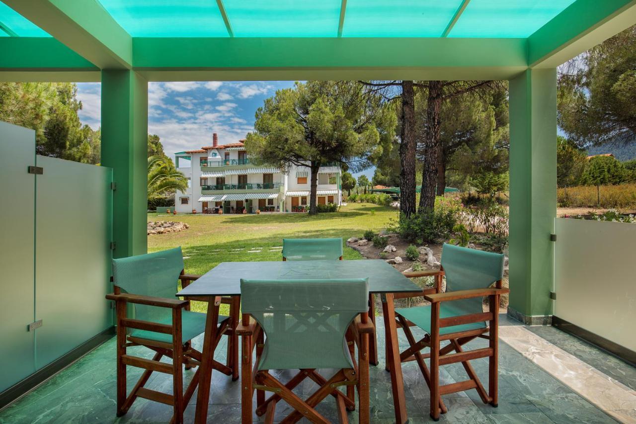 Alexandros Hotel Apartments Vourvourou Bagian luar foto